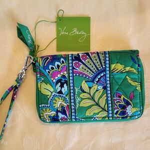 Vera Bradley Zip-Around Wristlet - Emerald Paisley NWT